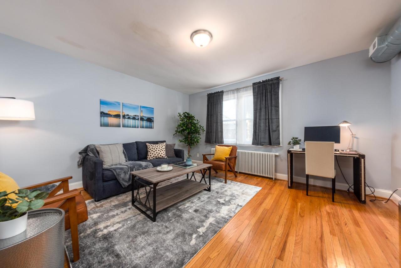 Capitol Hill Apartment With Free Parking ワシントン エクステリア 写真